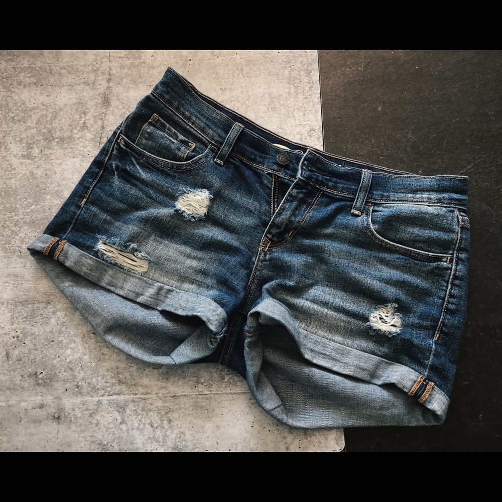 Old navy boyfriend shorts distressed